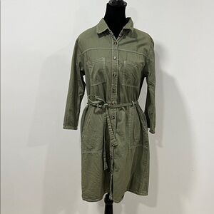 Pre-loved💚Green Button-Up Shirt Dress with Belt